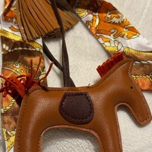 Natasha Couture Brown Horse Key Holder Purse Charm NWT